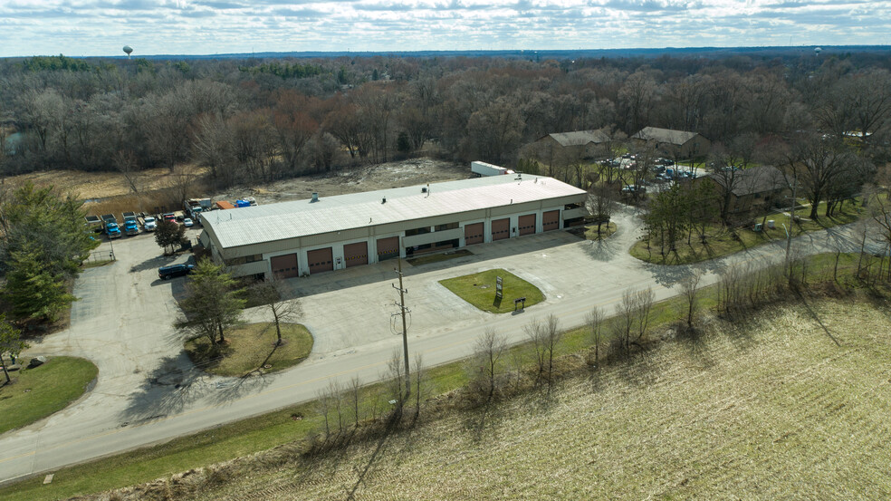 601 E Burnett Rd, Island Lake, IL 60042 - Industrial for Lease | LoopNet