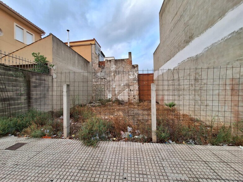 Land in València for sale - Building Photo - Image 2 of 8