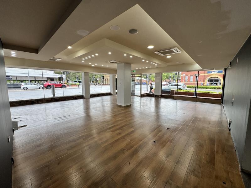499 Dean St, Albury for lease Interior Photo- Image 1 of 3