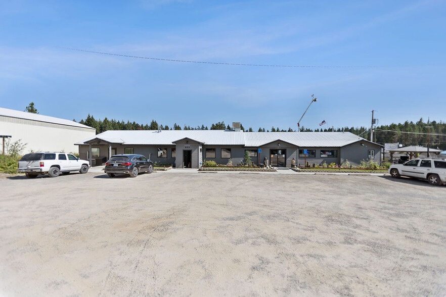 802 S Shore Diamond Lake Rd, Newport, WA for sale - Building Photo - Image 3 of 68