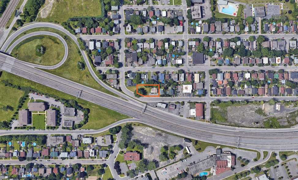 1945 Av Des Chênes, Lemoyne, QC for sale - Building Photo - Image 1 of 3