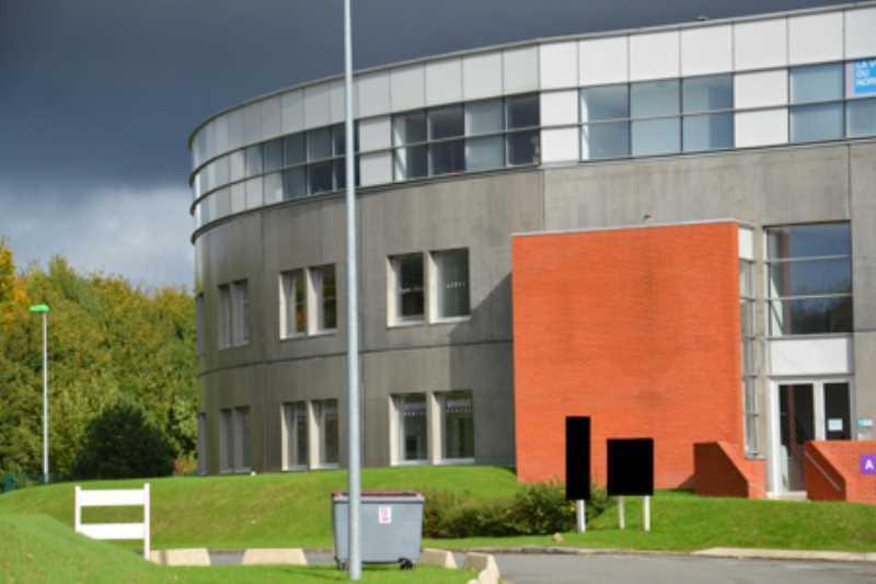 Office in Lambersart for lease - Building Photo - Image 2 of 5