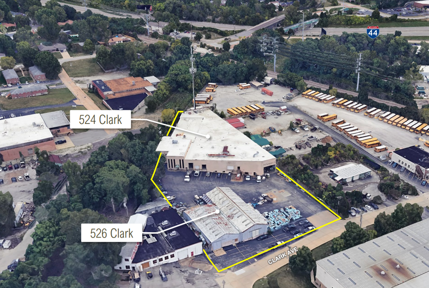 Two Building Industrial Complex portfolio of 2 properties for sale on LoopNet.com - Building Photo - Image 2 of 9