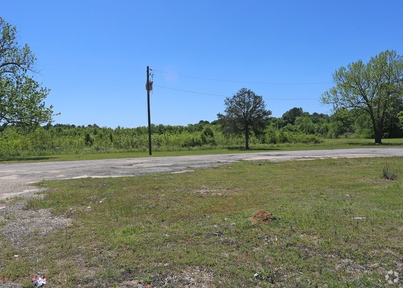 880 US Hwy 80, Demopolis, AL for sale - Building Photo - Image 2 of 5