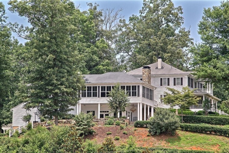 205 Carolina St, Dillard, GA for sale - Building Photo - Image 1 of 1
