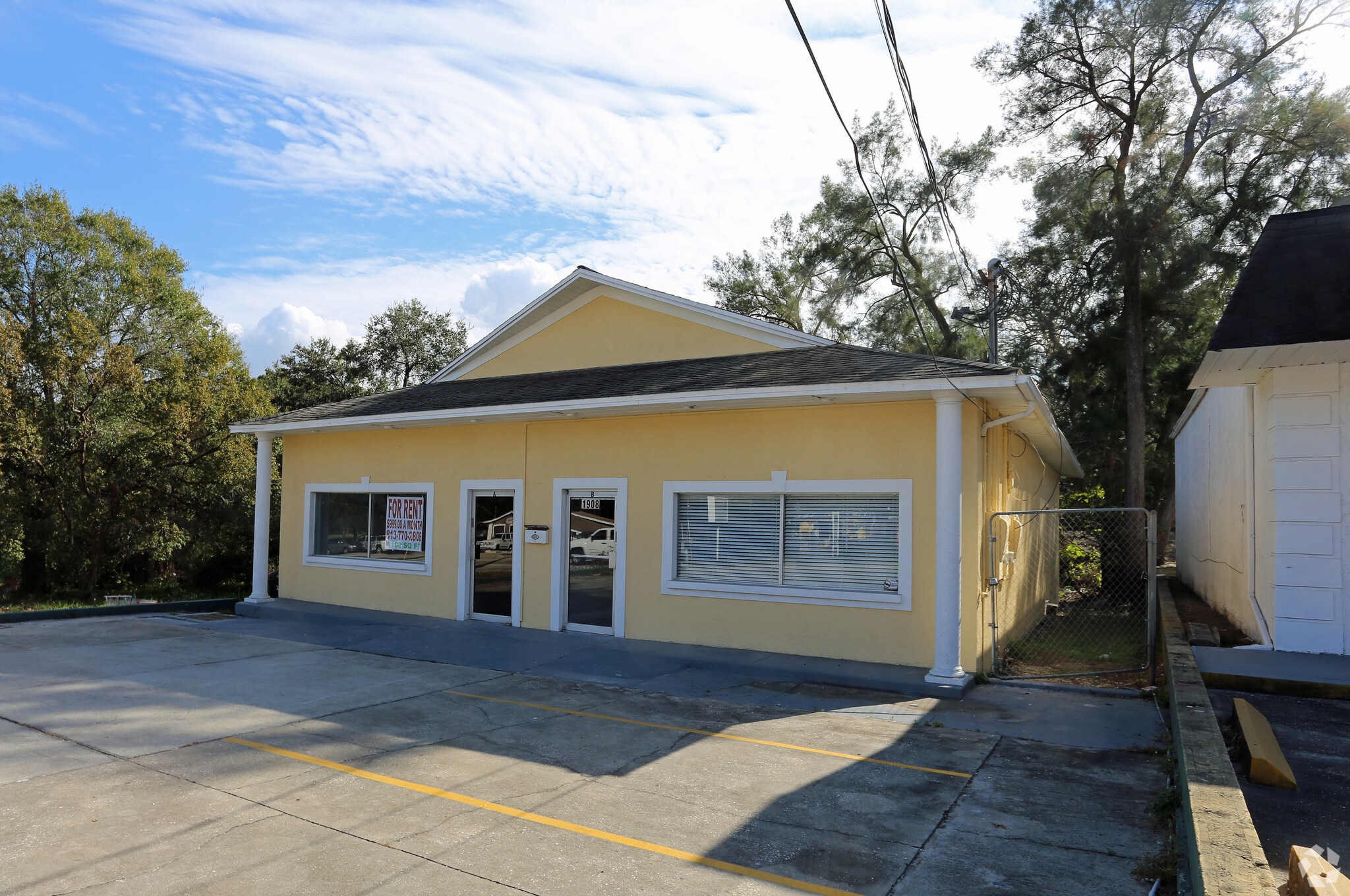 1908 W Busch Blvd, Tampa, FL for sale Primary Photo- Image 1 of 1