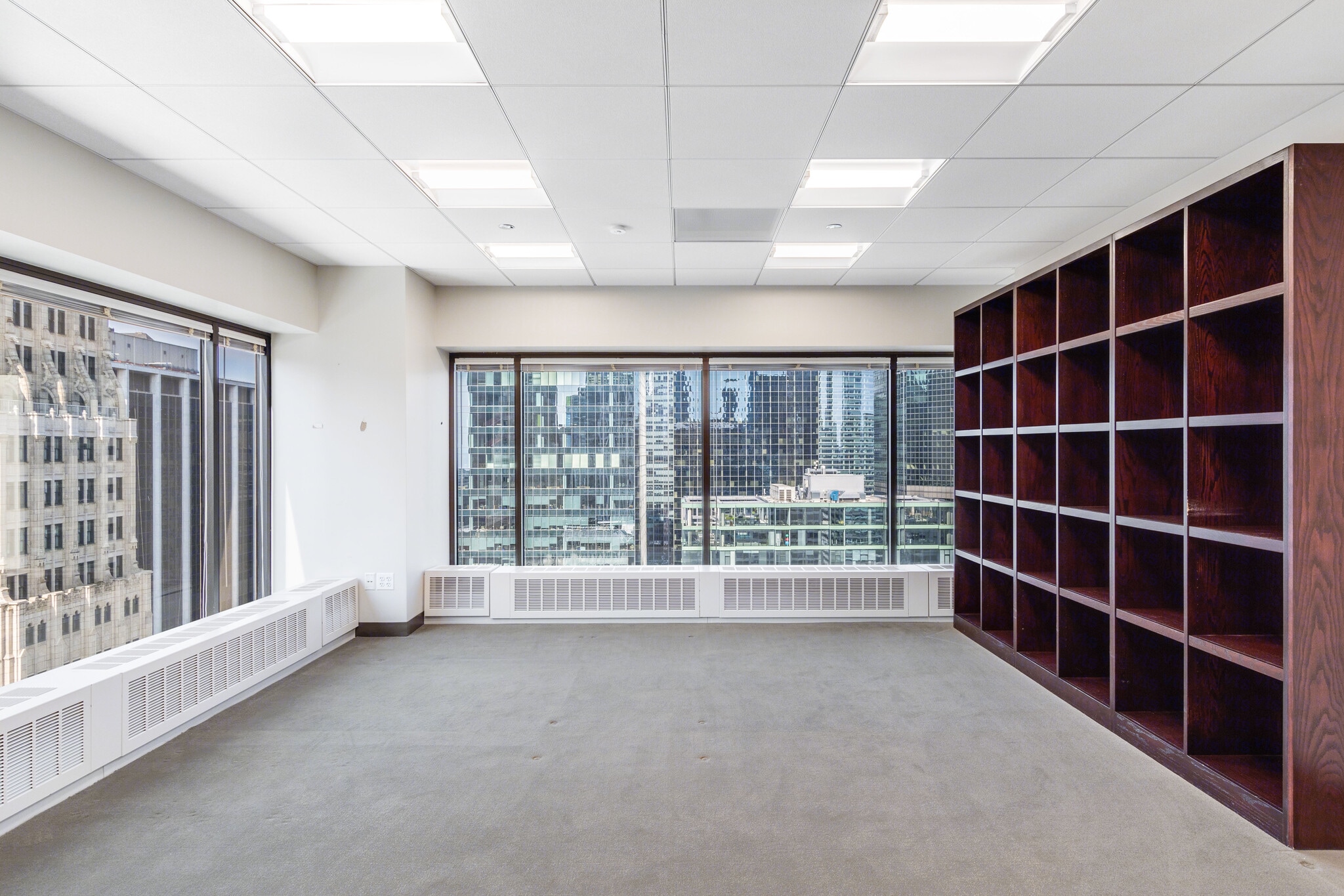 180 N LaSalle St, Chicago, IL for lease Interior Photo- Image 1 of 7