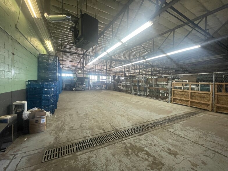 2055 Garrett Way, Pocatello, ID for lease - Interior Photo - Image 2 of 4