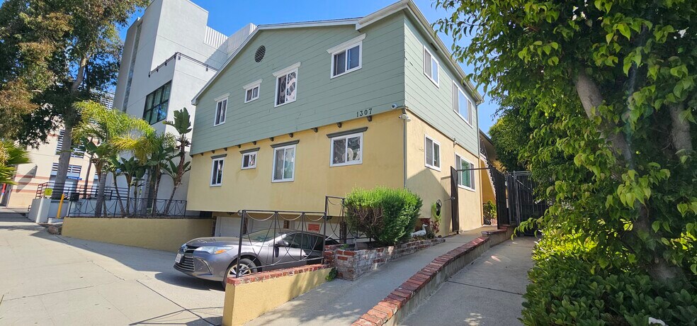 1307 15th St, Santa Monica, CA for sale - Building Photo - Image 2 of 7