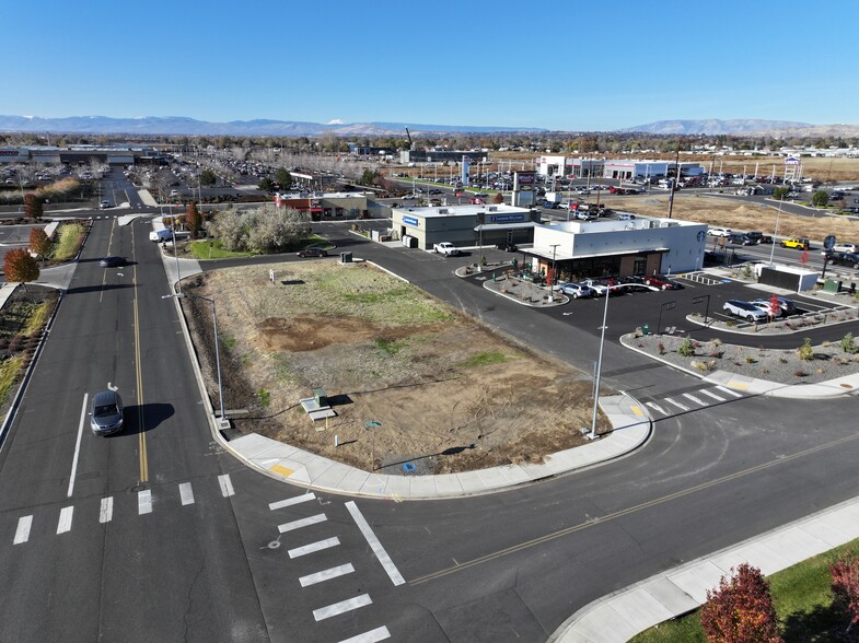 1249 Market St, Union Gap, WA for sale - Aerial - Image 2 of 6