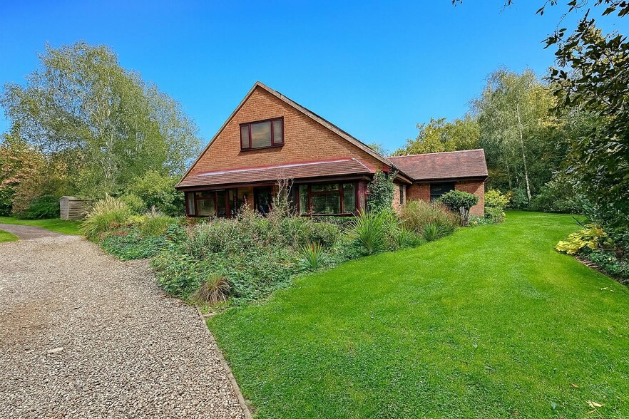 Milton Rd, Stadhampton for sale - Building Photo - Image 2 of 11