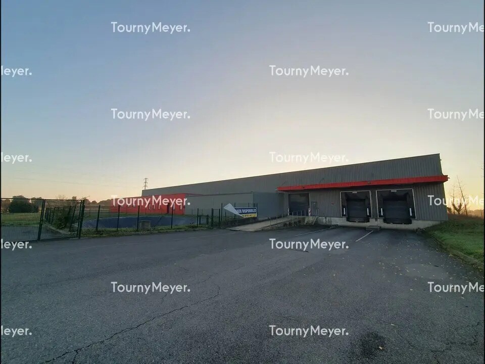 Industrial in Saint-Yrieix-sur-Charente for lease Building Photo- Image 1 of 8