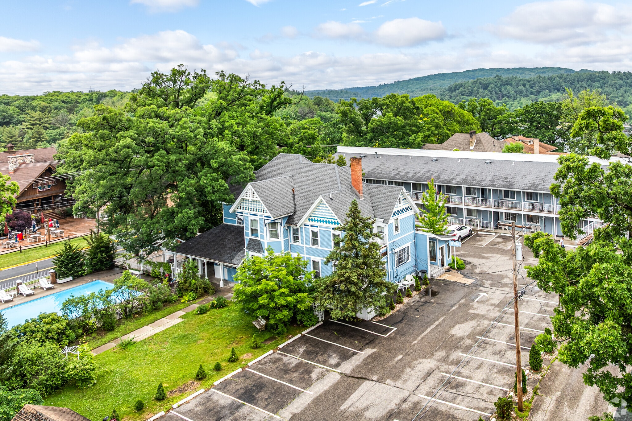 910 River Rd, Wisconsin Dells, WI for sale Building Photo- Image 1 of 35
