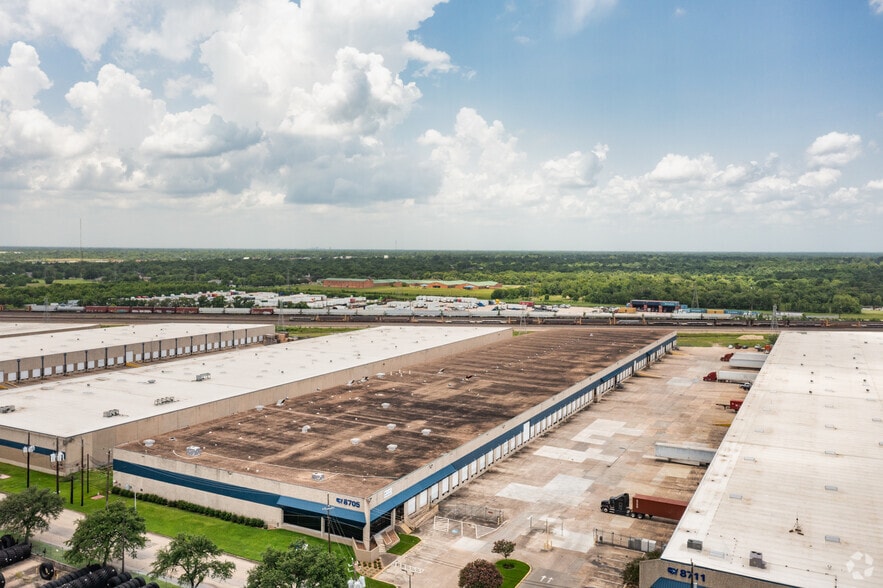 8705 Citypark Loop, Houston, TX for lease - Aerial - Image 3 of 5