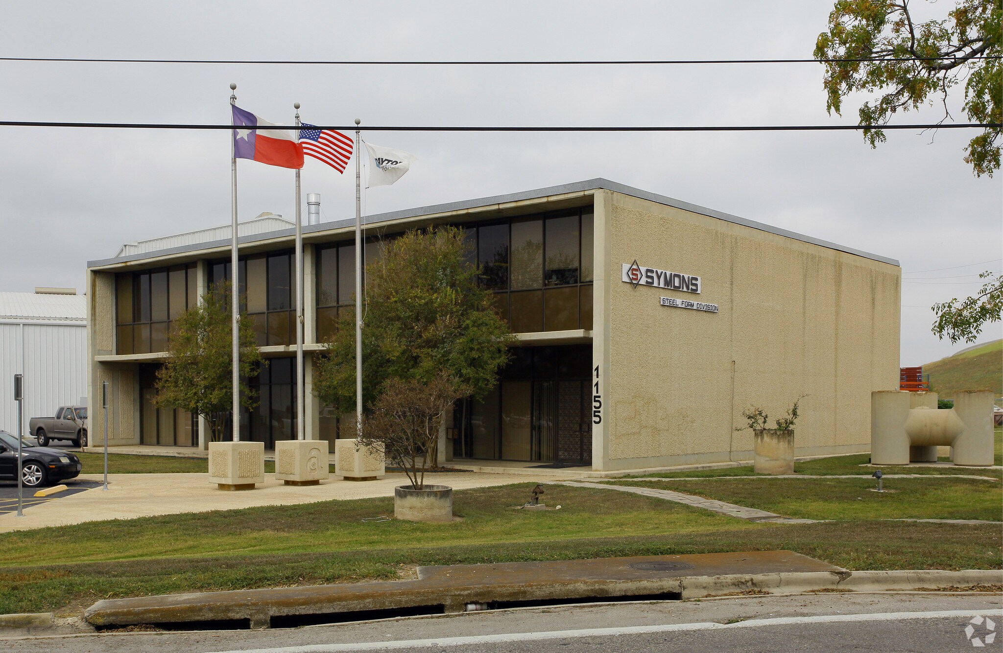 1155 Church Hill Dr, New Braunfels, TX for sale Primary Photo- Image 1 of 1