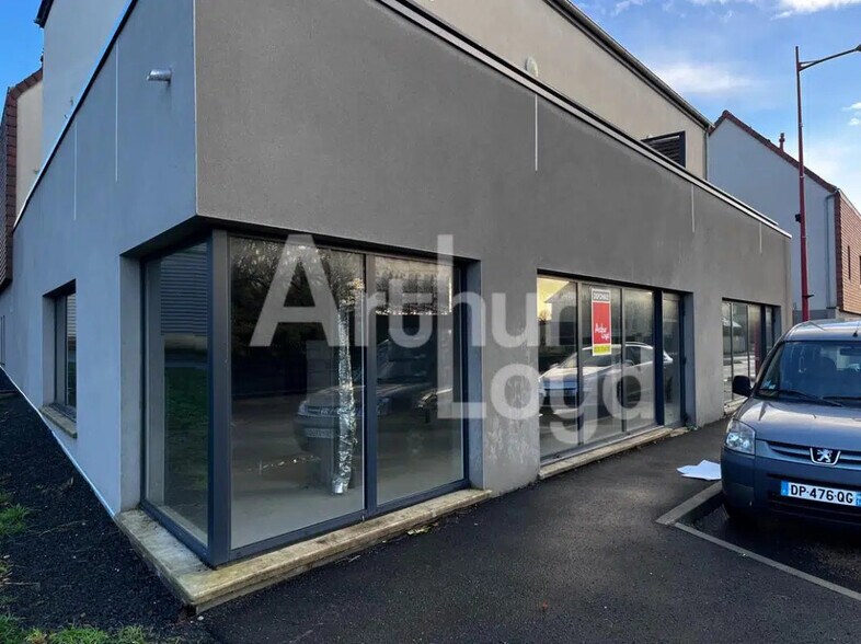 Office in May-sur-Orne for lease - Building Photo - Image 1 of 1