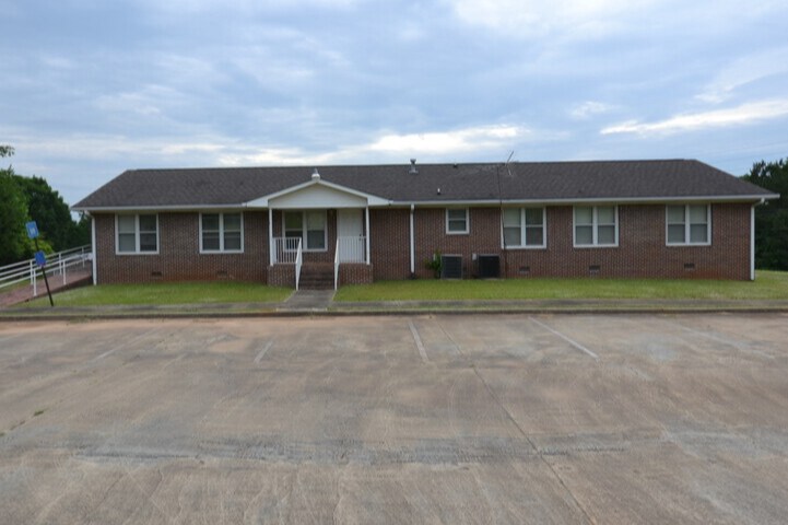 136 Buchanan By Pass, Buchanan, GA for sale - Primary Photo - Image 1 of 1