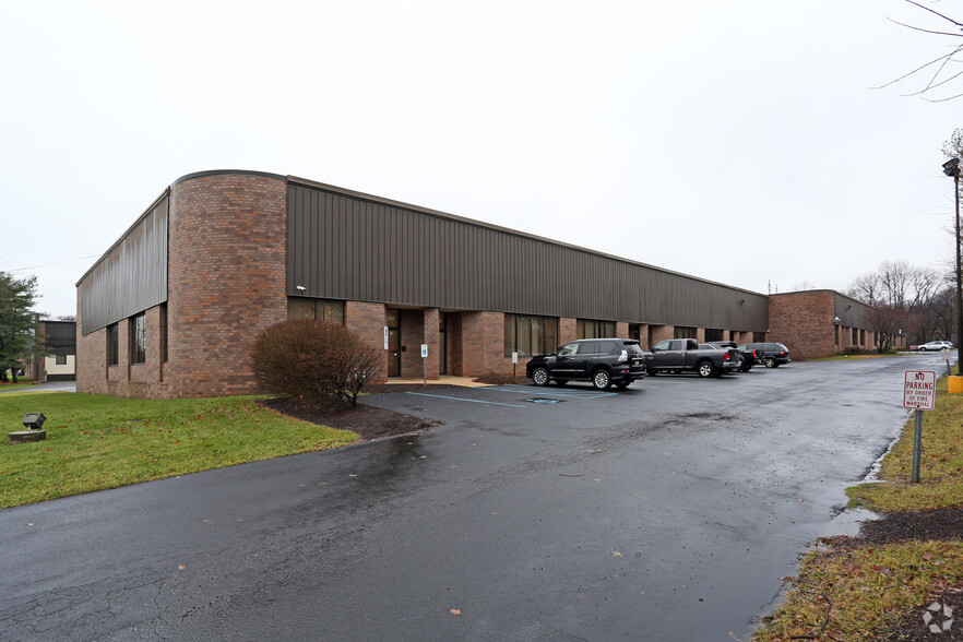 600 Elmwood Ave, Sharon Hill, PA for lease - Primary Photo - Image 1 of 18