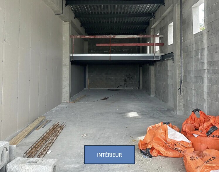 334 Chemin De Champivost, Limonest for sale - Interior Photo - Image 3 of 6