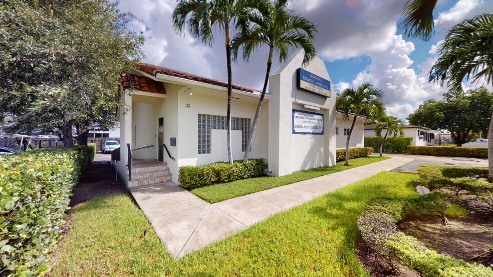 235 W 49th St, Hialeah, FL for sale - Primary Photo - Image 1 of 49