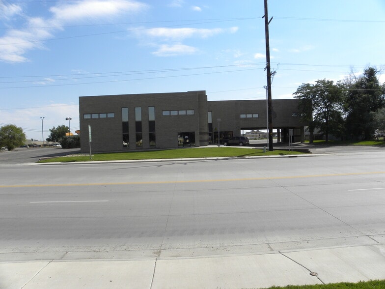 305 SW Wyoming, Casper, WY for sale - Building Photo - Image 1 of 22