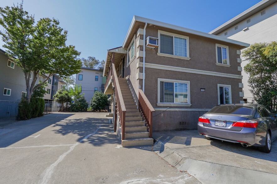 5352 Young St, Sacramento, CA for sale - Building Photo - Image 2 of 11