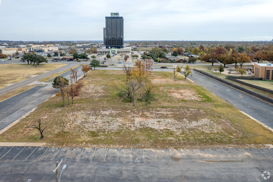 5005 N Pennsylvania Ave, Oklahoma City, OK for sale - Primary Photo - Image 1 of 1