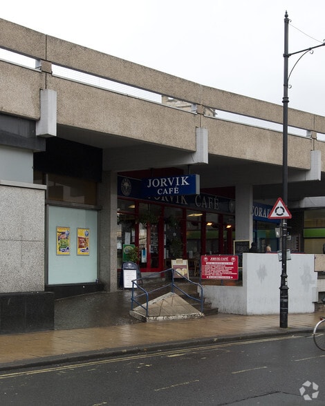 4 The Stonebow, York for sale - Primary Photo - Image 1 of 1