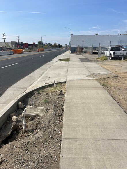 661 Holt blvd, Ontario, CA for sale - Building Photo - Image 2 of 9