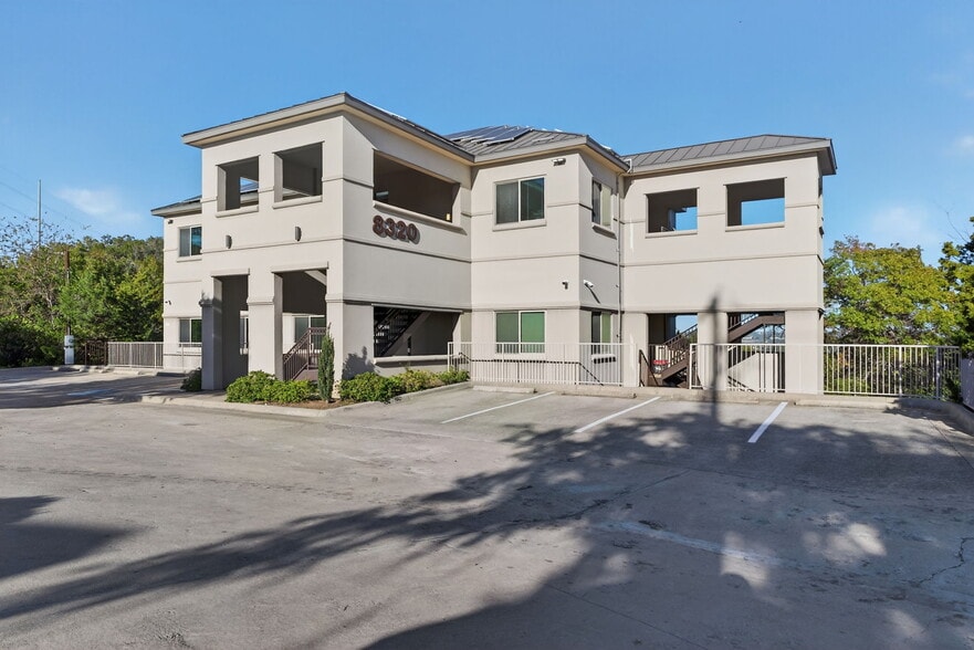 8320 Bee Caves Rd, Austin, TX for sale - Building Photo - Image 2 of 15