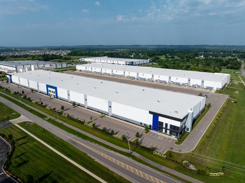 825 Beechcroft Rd, Spring Hill, TN for lease - Building Photo - Image 3 of 14