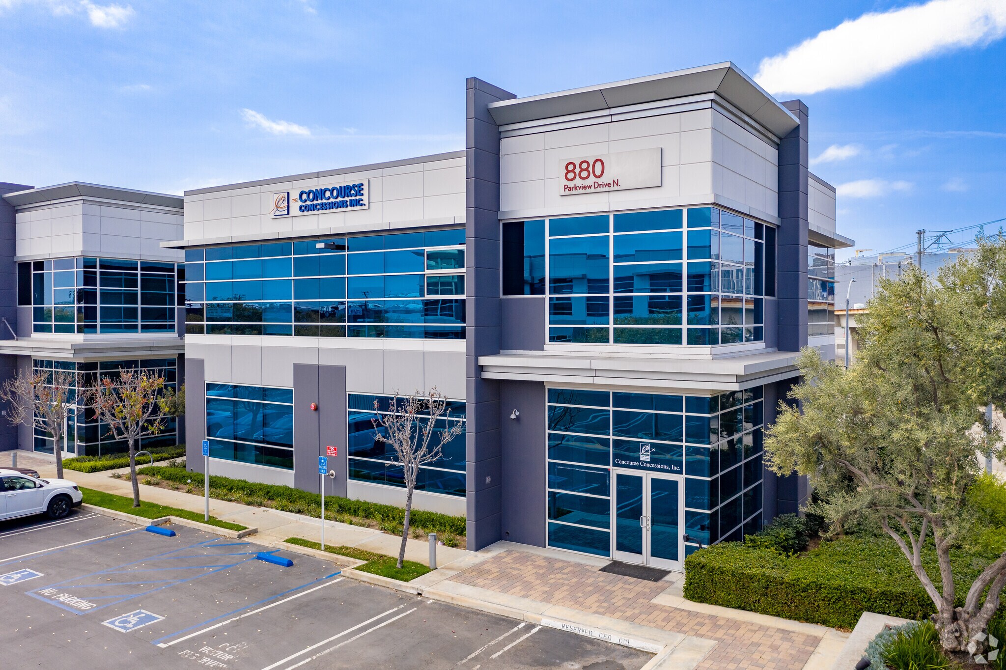 880 Parkview Dr N, El Segundo, CA for sale Building Photo- Image 1 of 1