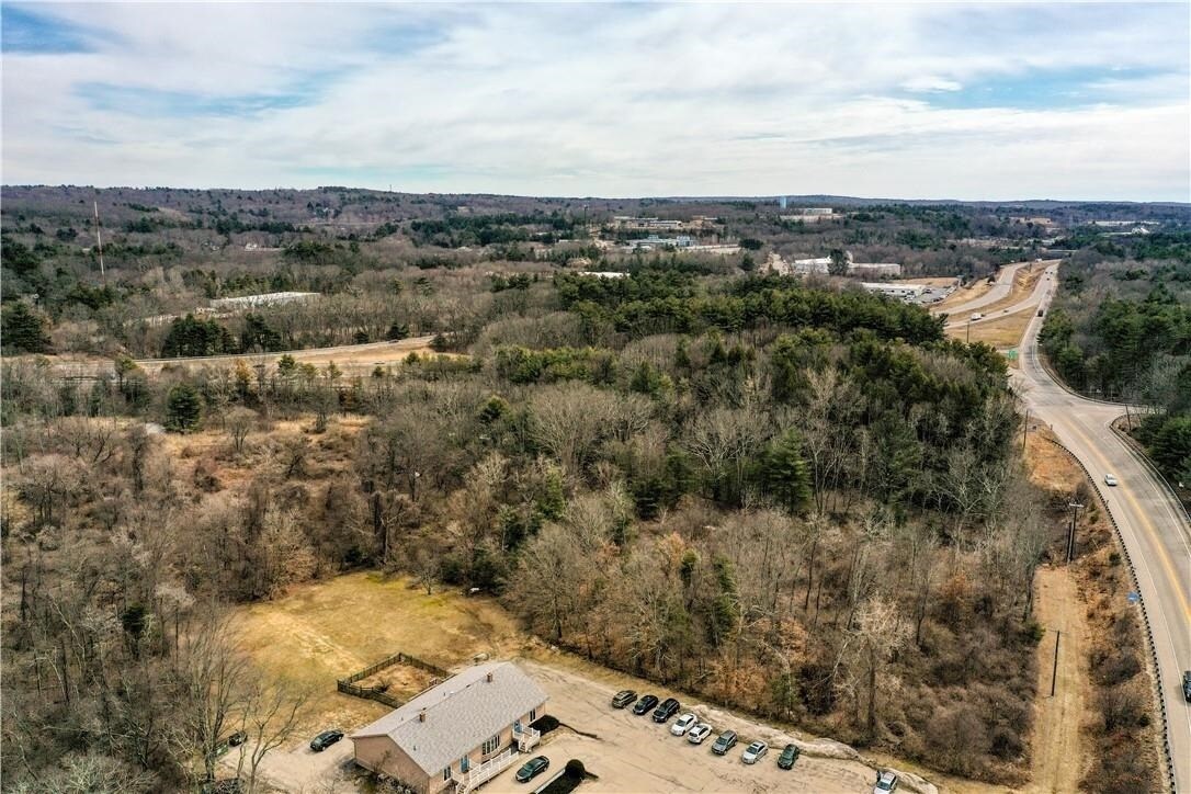 9 Kennedy Dr, Putnam, CT for sale Building Photo- Image 1 of 1