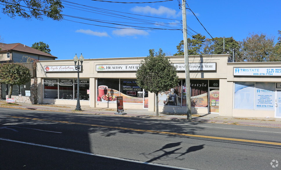 67-73 W Main St, East Islip, NY for sale - Primary Photo - Image 1 of 1