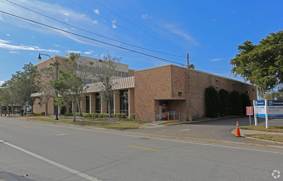 200 Nokomis Ave S, Venice, FL for lease - Primary Photo - Image 1 of 45