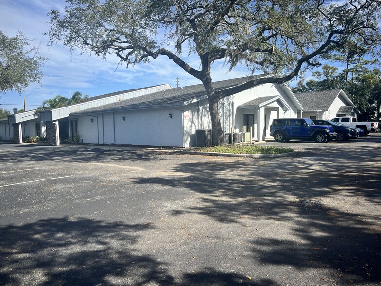 8406 Massachusetts Ave, New Port Richey, FL for lease - Building Photo - Image 3 of 17