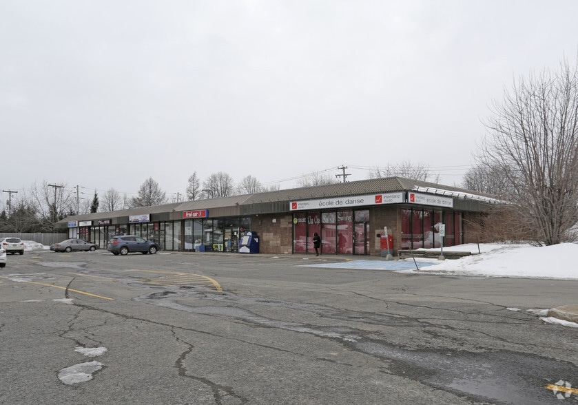 283 Boul De La Rochelle, Repentigny, QC for lease - Primary Photo - Image 1 of 2