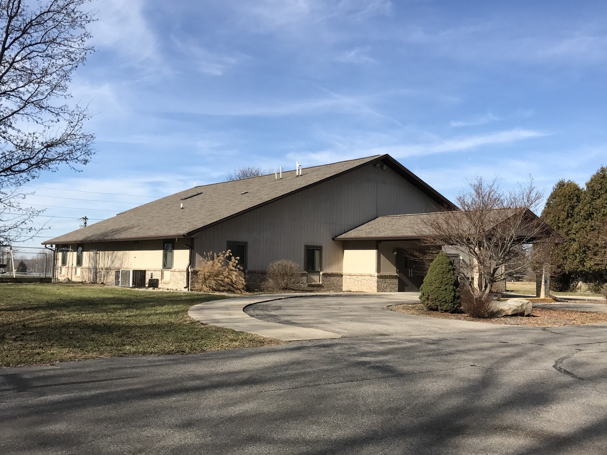 3025 Maplewood Dr, Logansport, IN for sale Building Photo- Image 1 of 1