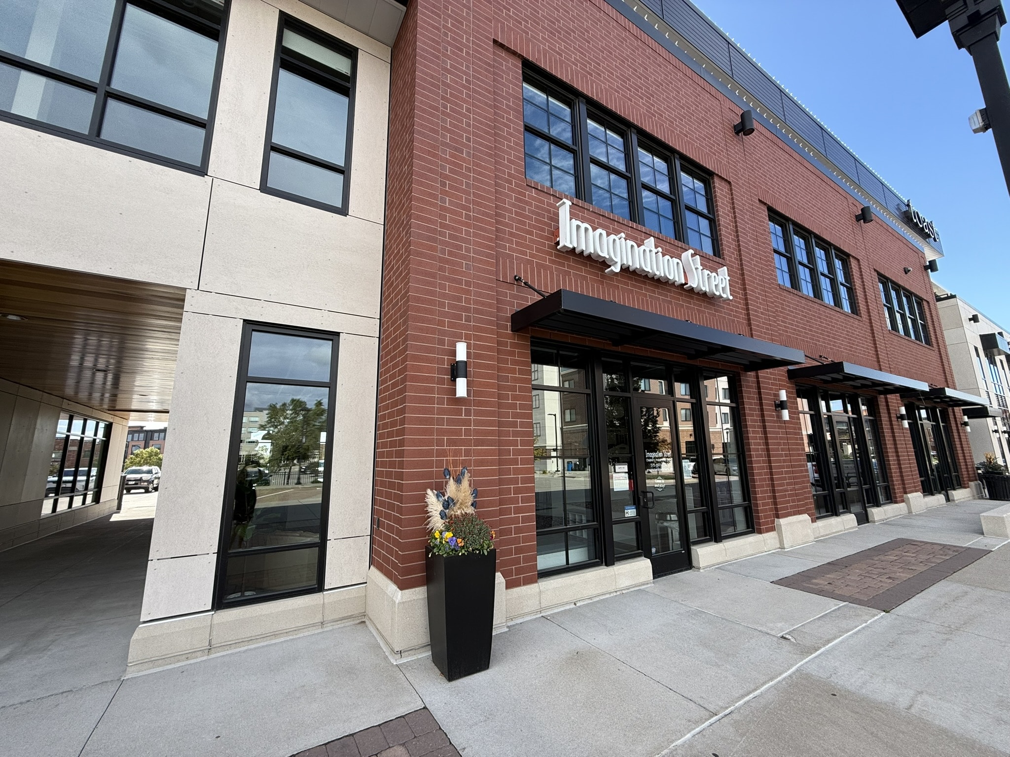 1345 SW Park Square Dr, Ankeny, IA for lease Interior Photo- Image 1 of 7