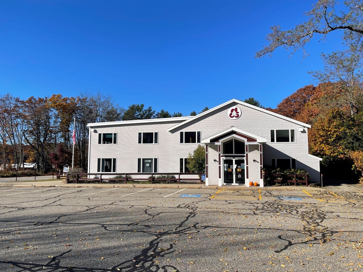 39 Limerick Rd, Arundel, ME 04046