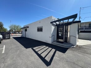 418 S Maryland Pky, Las Vegas, NV for lease Building Photo- Image 2 of 20