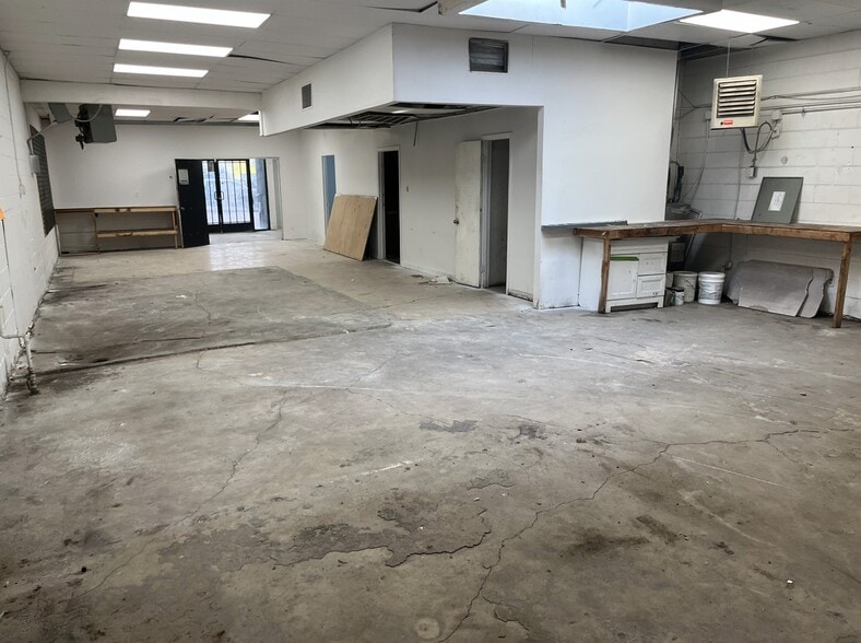 6499 Federal Blvd, Denver, CO for lease - Interior Photo - Image 2 of 4