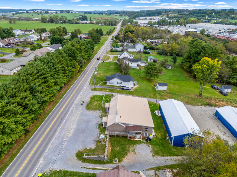 3864 Bob White Blvd, Pulaski, VA for sale - Building Photo - Image 3 of 53