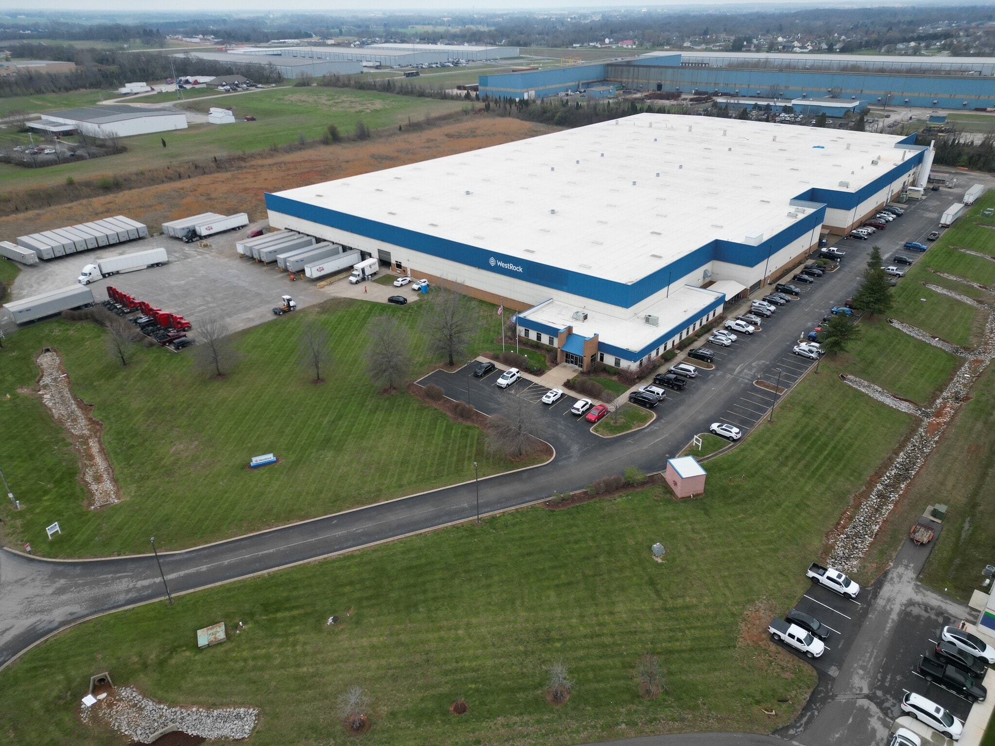 225 Mitch McConnell Way, Bowling Green, KY for lease Building Photo- Image 1 of 6