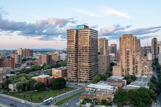 More details for 300 Rue Léo-Pariseau, Montréal, QC - Office for Lease