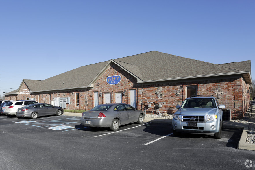 5955 S Emerson Ave, Indianapolis, IN for lease - Building Photo - Image 3 of 4