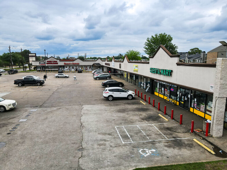 6002 Antoine Dr, Houston, TX for lease - Building Photo - Image 3 of 5