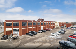 111 W Mount Hope Ave, Lansing MI - Warehouse