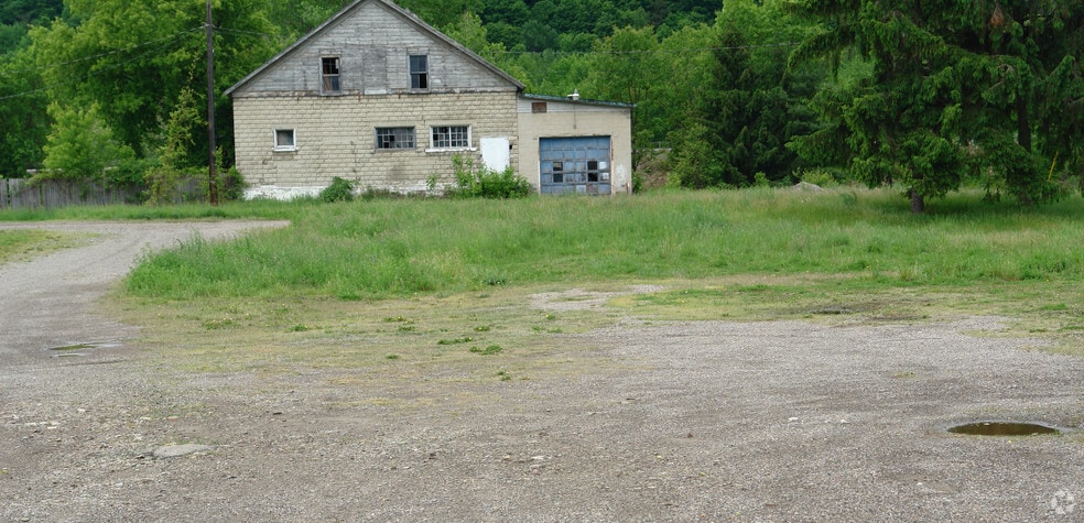 319 W Morris St, Bath, NY for sale - Primary Photo - Image 1 of 1