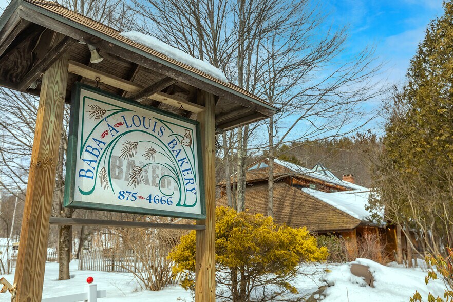 92 Vt Route 11 West, Chester, VT for sale - Building Photo - Image 1 of 1